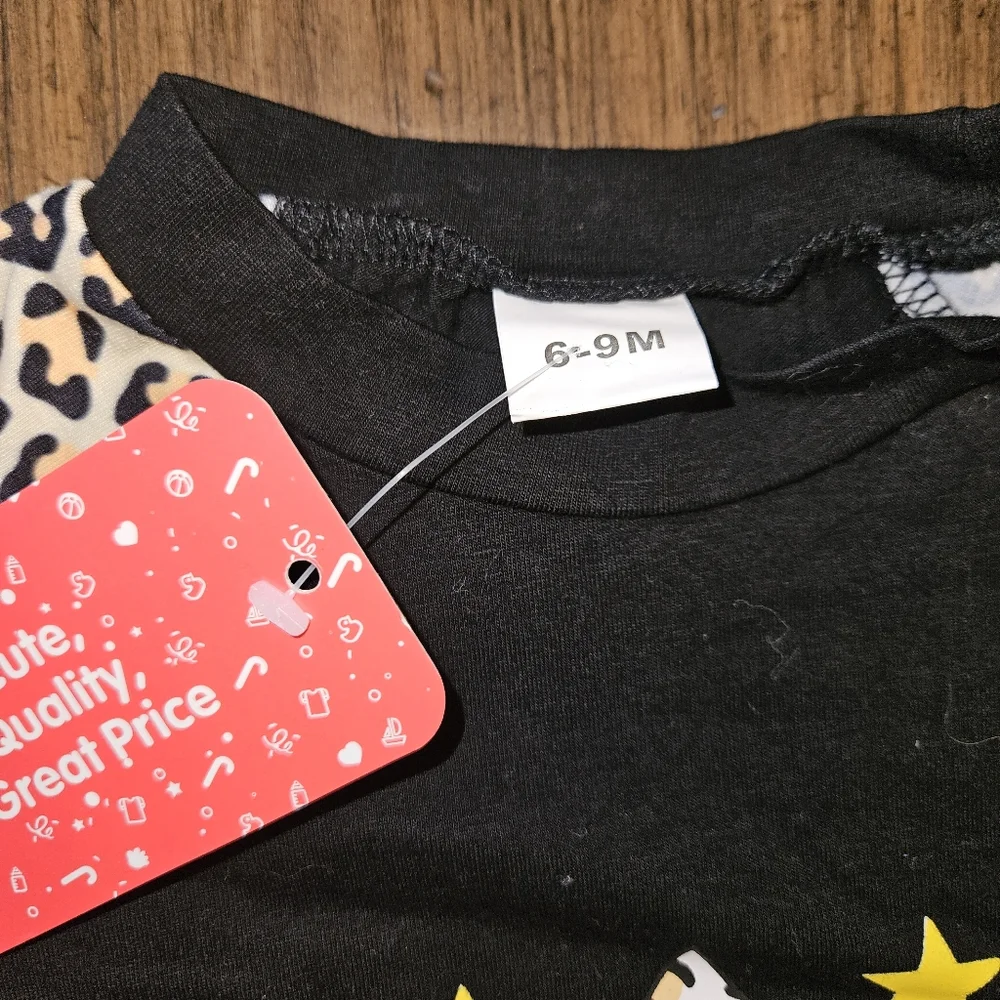 Merry Christmas Leopard Baby Size 6-9 months Romper